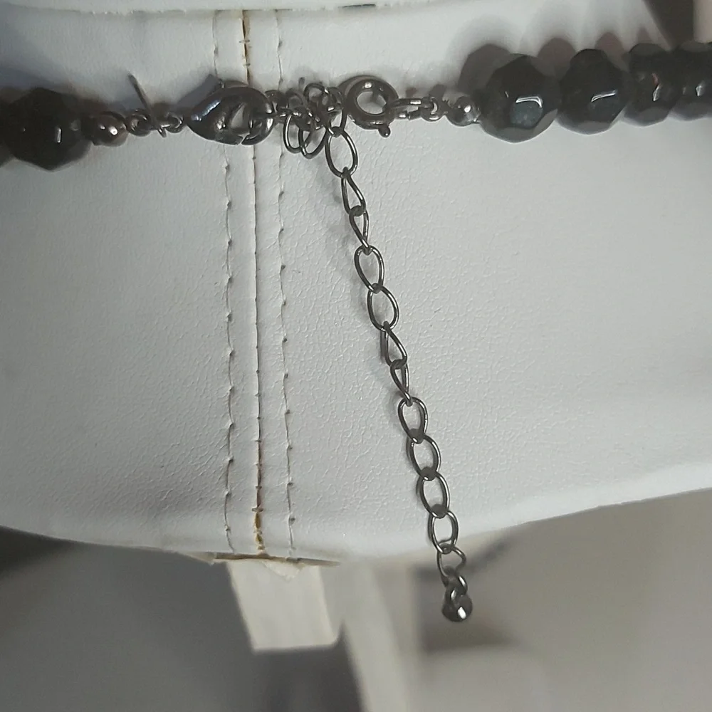 Vintage Avon Mixed Necklace - Picture 6 of 6